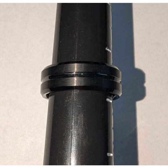 Blk Tungsten Carbide Ring Sz 9.5 Scratch Resistant Polished Edges Brushed Finish - Picture 8 of 13